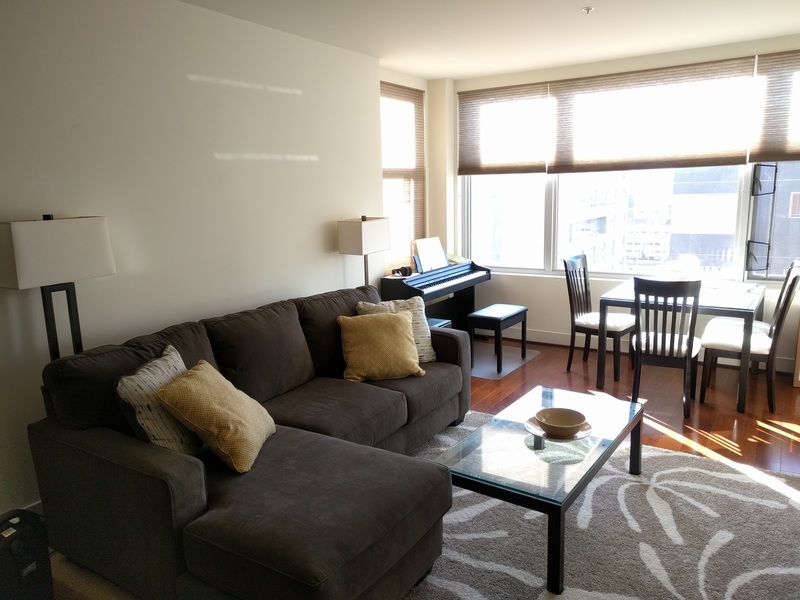 Private bd/ba near Caltrain