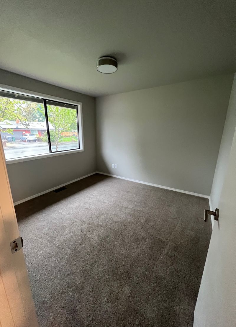 roommates in Hillsboro Private Room in 3Bed.2Bath - cirtru.com