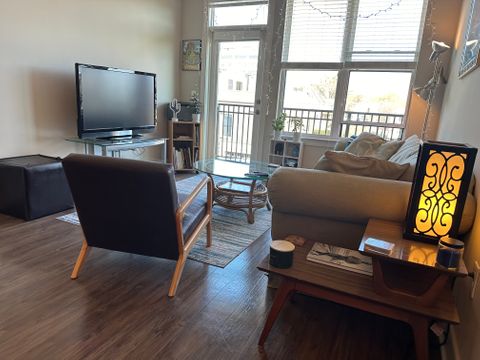roommates in Raleigh Private Room in 2Bed.2Bath - cirtru.com