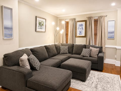 Pottstown is the Place to Be! (id. 33482)