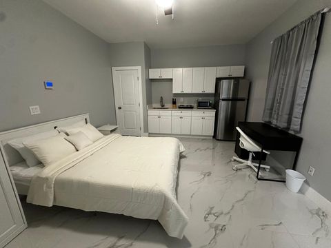 Lehigh Studio Unit (id. 25732)