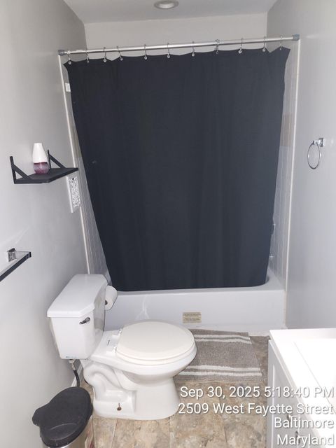 Live in Shipley Hill, a 2 minute walk to transit stop BALTIMORE ST & CATHERINE ST wb (id. 22417)