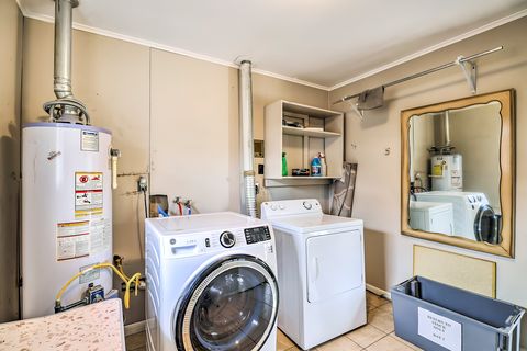 roommates in Undisclosed, Houston, TX 77061 Comfortable & homey Houston House with Patio or porch (id. 6708) - cirtru.com
