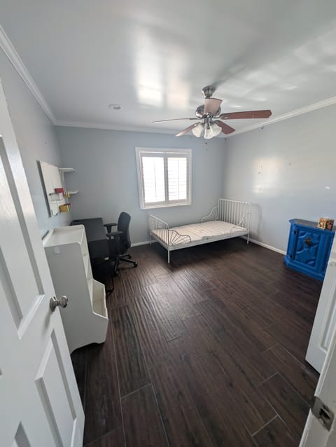 Room1Bed.1Bath