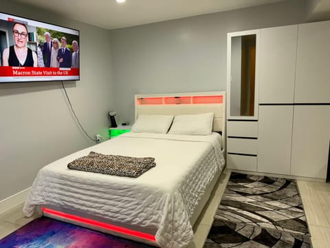 Private Room in 3Bed.3Bath