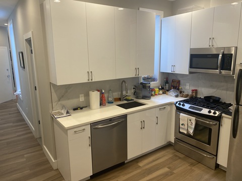 roommates in Queens Private Room in 2Bed.1Bath - cirtru.com