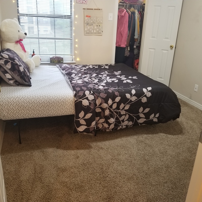 Private Room in 2Bed.1Bath