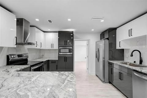 roommates in Undisclosed, Tampa, FL 33615 Town N Country Tampa Home (id. 28355) - cirtru.com
