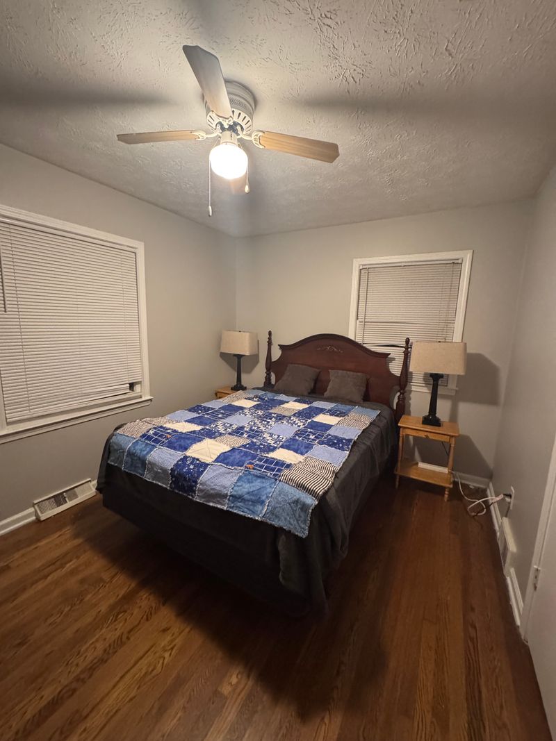 roommates in Lexington Private Room in 3Bed.1.5Bath - cirtru.com