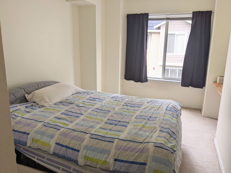 roommates in Mill Creek Private Room in 3Bed.2.5Bath - cirtru.com