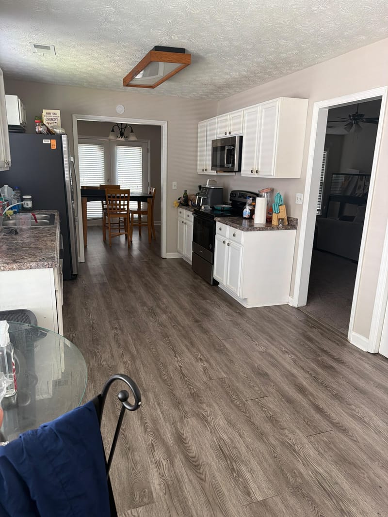 Room for rent furnished or unfurnished (id. 38375)