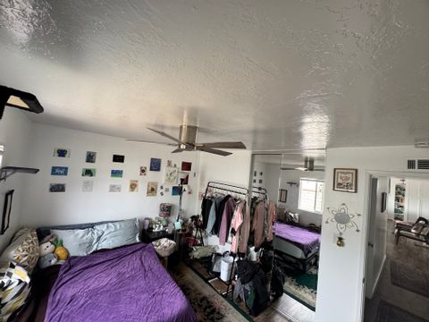 Private Room in 3Bed.2Bath