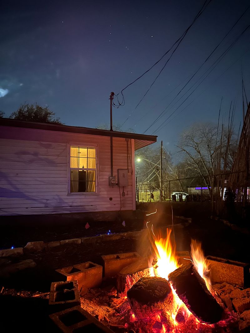 roommates in Austin Private Room in 5Bed.3Bath - cirtru.com