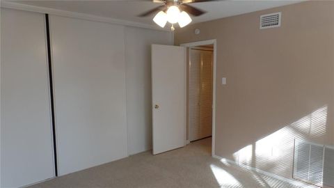 roommates in Garland Private Room in 3Bed.2Bath - cirtru.com