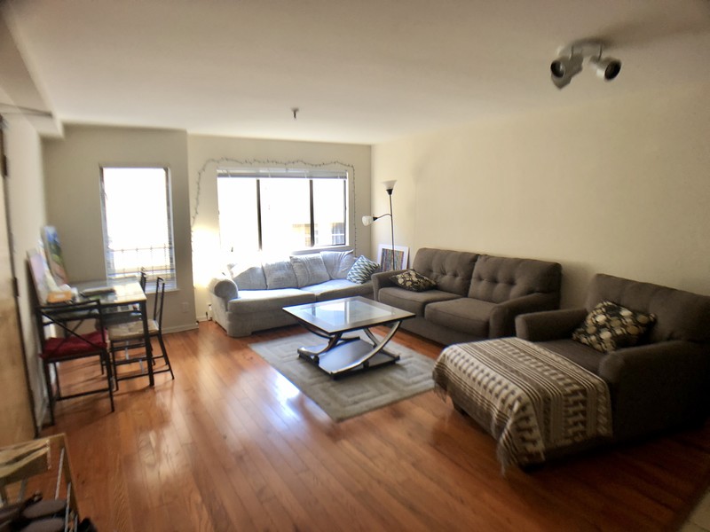 Private Room in 2Bed.1Bath