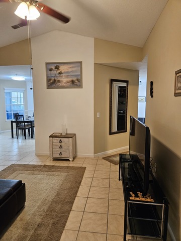 Private Room in 3Bed.2Bath