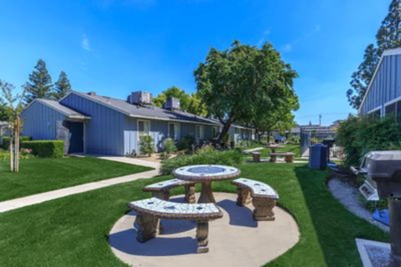 roommates in Clovis Private Room in 2Bed.1Bath - cirtru.com