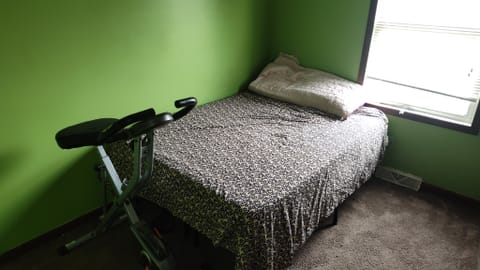 Private Room in 1Bed.1Bath