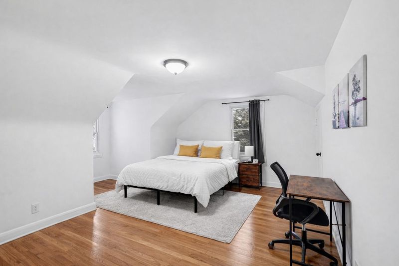 roommates in Undisclosed, Baltimore, MD 21215 Large Renovated Rooms in Fernhill – Available Now!  Utilities + WiFi Included  Bright, Spacious & Clean   Move In Today (id. 30313) - cirtru.com