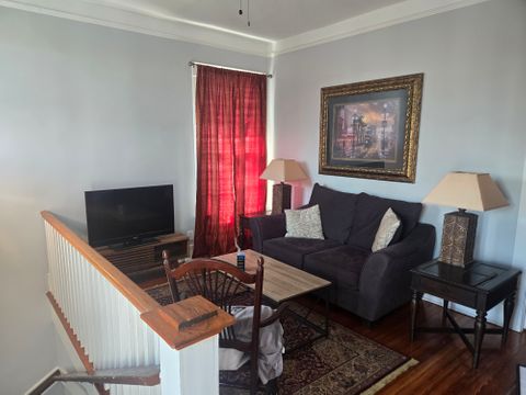 Entire Place 2Bed.1Bath