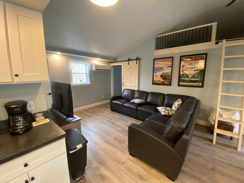 roommates in East Falmouth Entire Place 2Bed.1Bath - cirtru.com