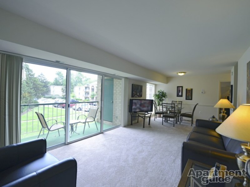 Private Room in 3Bed.2Bath