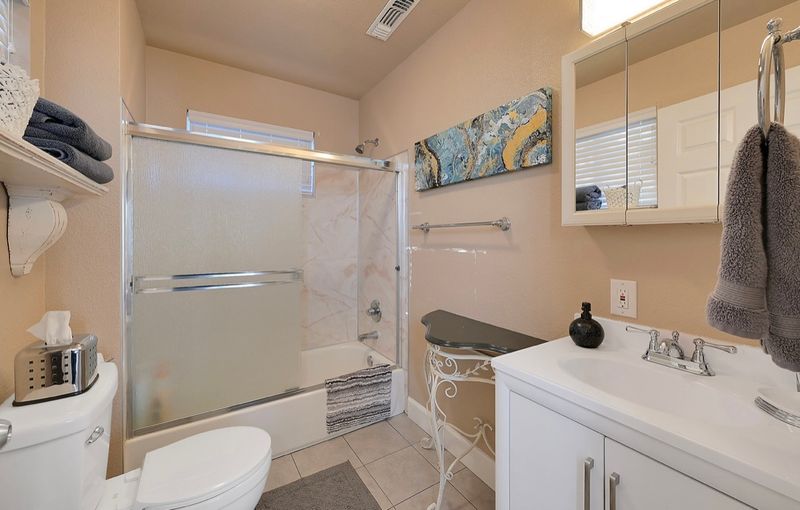 roommates in Yuba City Entire Place 2Bed.2Bath - cirtru.com