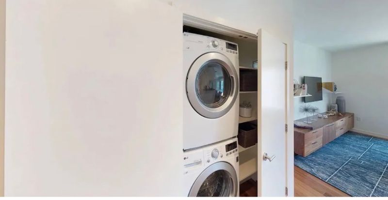 roommates in Huntington Beach Private Room in 1Bed.1Bath - cirtru.com