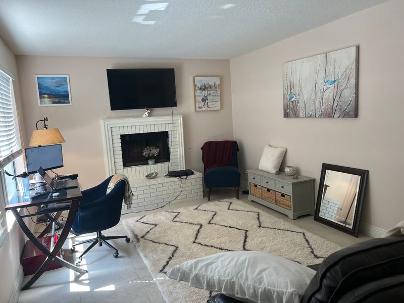 roommates in Lake Forest Private Room in 2Bed.1.5Bath - cirtru.com