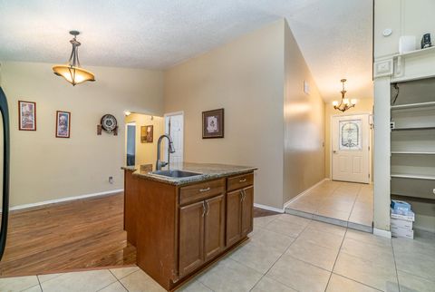 Winter Springs House with Dining area. Modern & spacious (id. 11146)