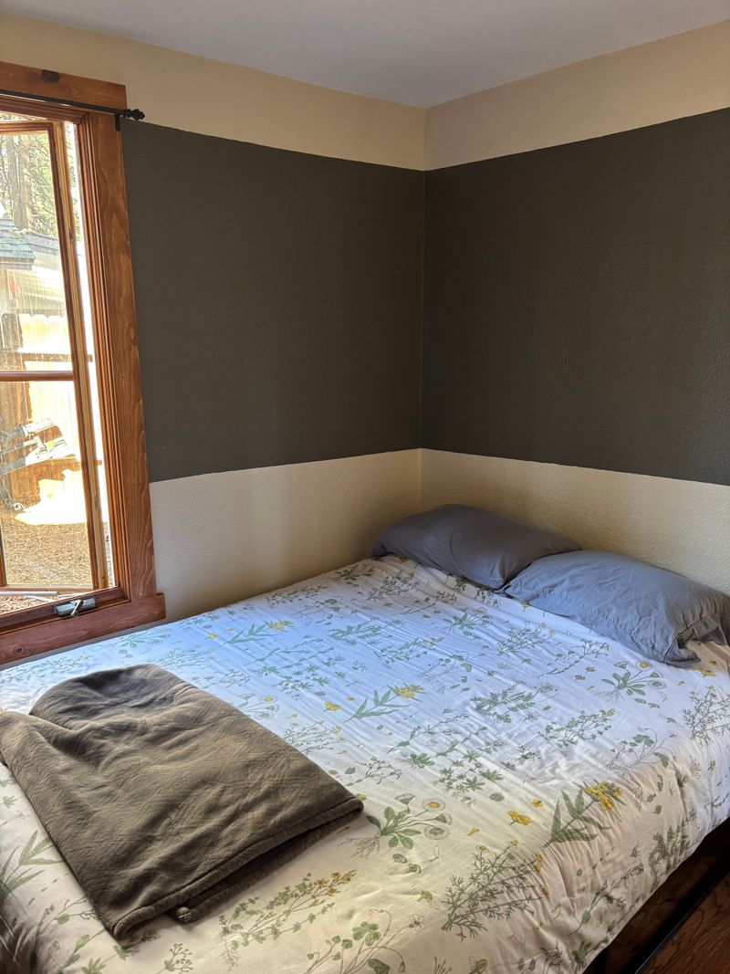 roommates in South Lake Tahoe Private Room in 2Bed.1Bath - cirtru.com