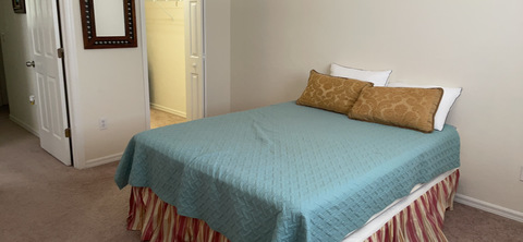 Private Room in 3Bed.3Bath