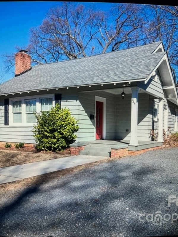 Entire Place 2Bed.1Bath