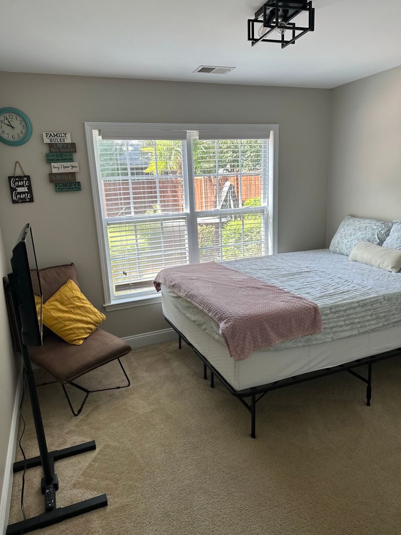 roommates in Blythewood Room1Bed.2Bath - cirtru.com