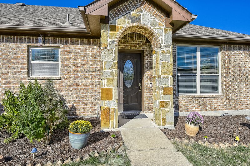 roommates in Farmersville Entire Place 1Bed.1Bath - cirtru.com