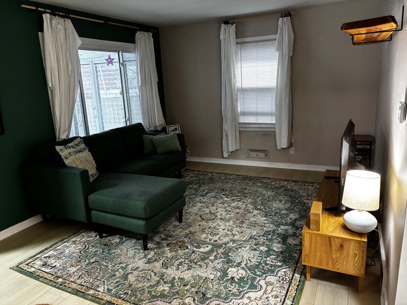 roommates in Greece Entire Place 2Bed.1Bath - cirtru.com