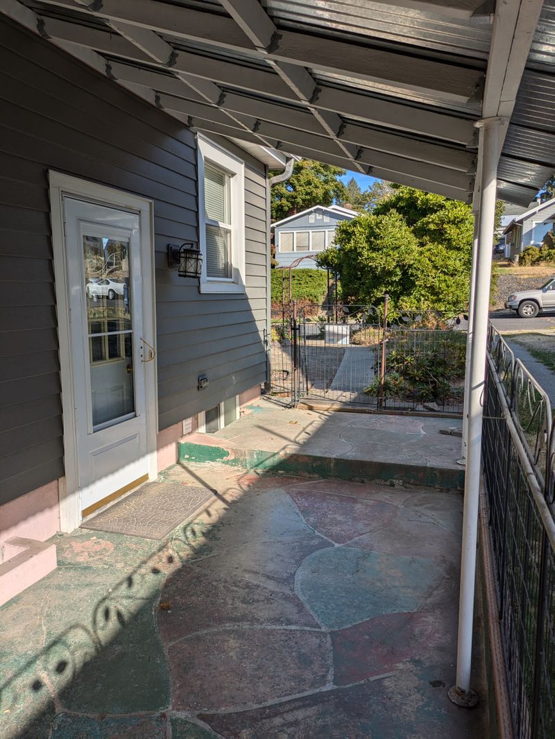 roommates in Spokane Private Room in 1Bed.1Bath - cirtru.com