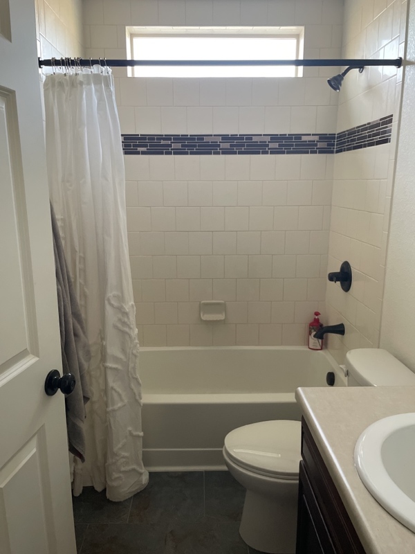 Private Room in 3Bed.3Bath