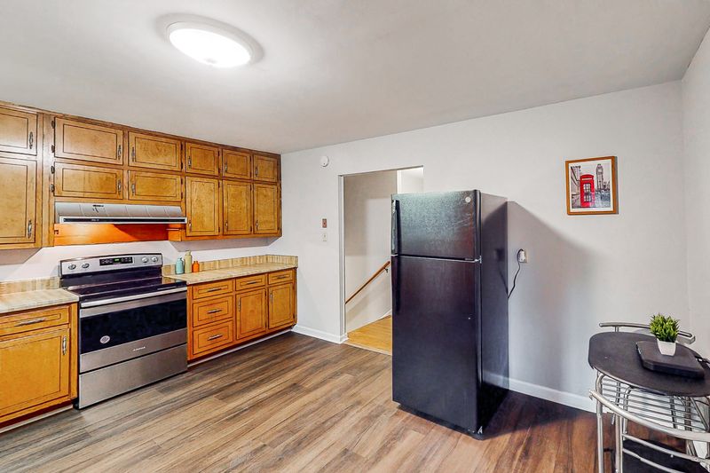 roommates in Undisclosed, Hampton, GA 30228 Spacious split-level home in Jonesboro (id. 2028) - cirtru.com