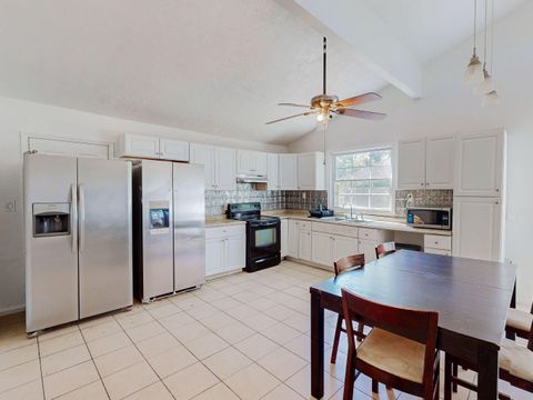 Budget-Friendly Rooms Available Now in Riverdale! (id. 19034)