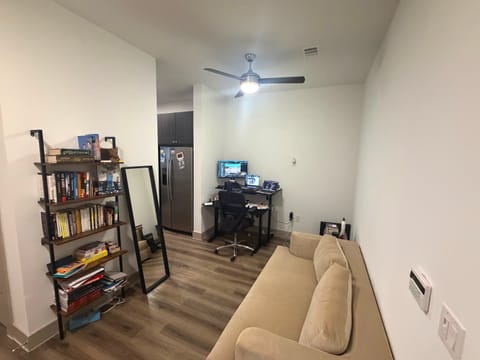 roommates in Austin Entire Place 1Bed.1Bath - cirtru.com