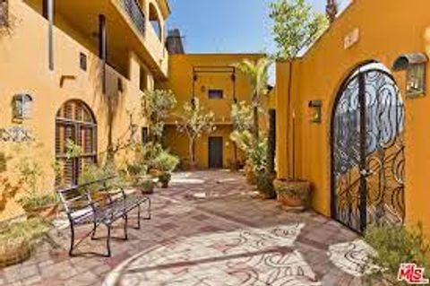 Private Room in 2Bed.2Bath