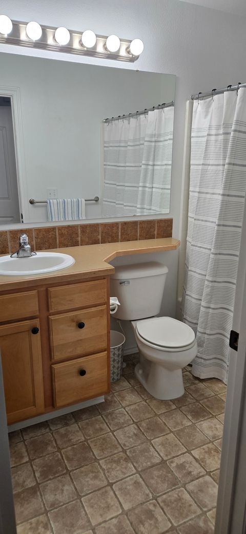 roommates in Nampa Private Room in 3Bed.2Bath - cirtru.com