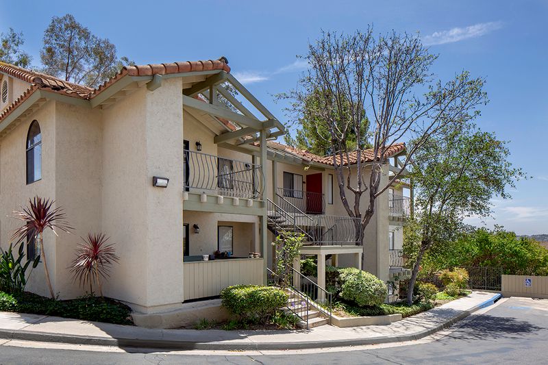 roommates in Escondido Private Room in 2Bed.2Bath - cirtru.com