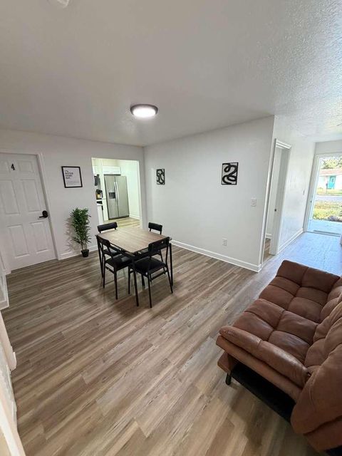 “All‑New PadSplit • Spacious Rooms • Massive Lot & Parking" (id. 26829)