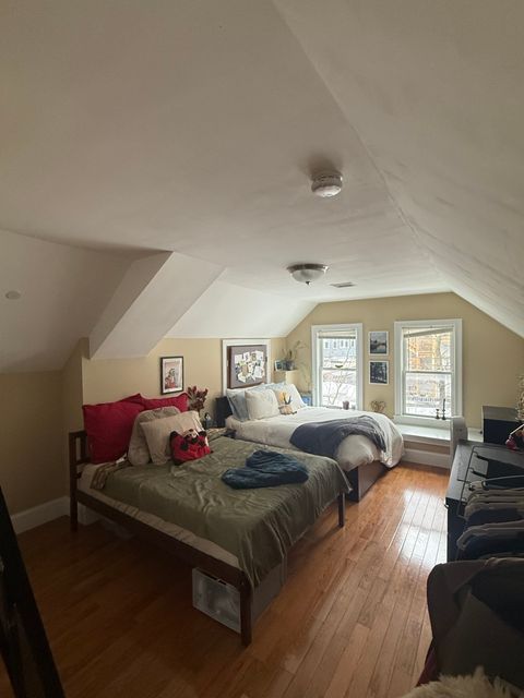 Shared Room in 5Bed.2Bath