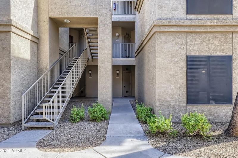 Private Room in 2Bed.2Bath