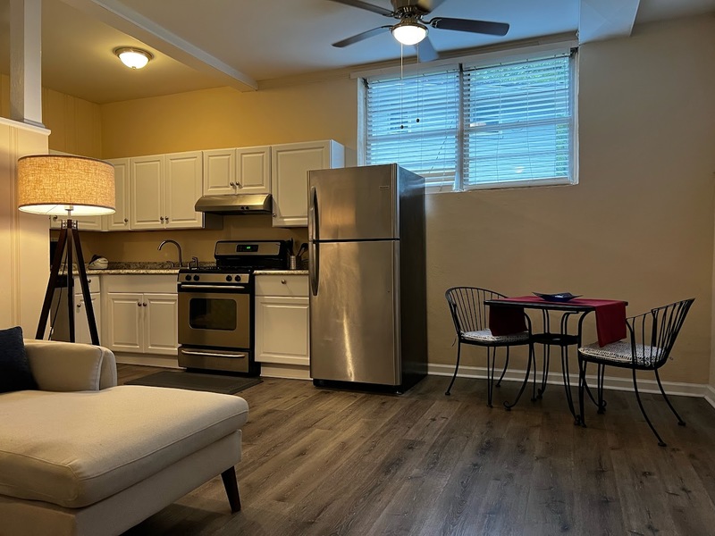 roommates in East Point Entire Place 1Bed.1Bath - cirtru.com
