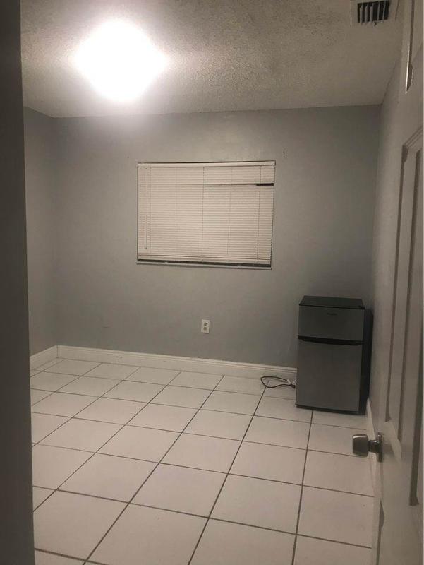 Private Room in 1Bed.1Bath