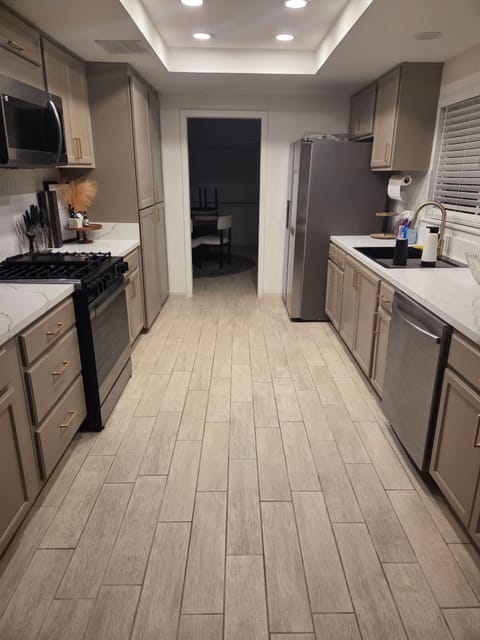 Live in Palmdale (id. 42348)
